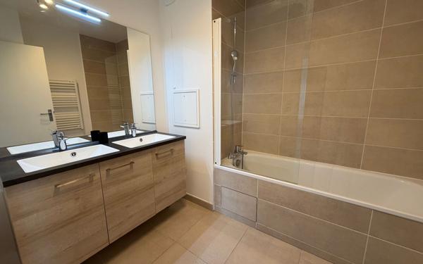 Appartement à louer    4 pièces • 82,72 m2 Bussy-Saint-Georges