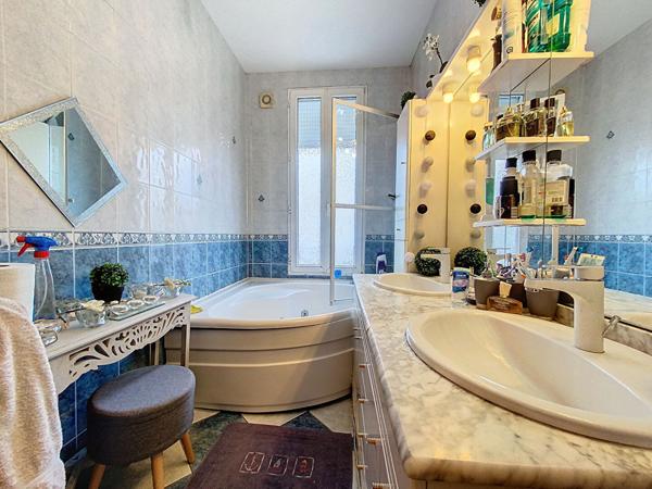 Achat local commercial Champigny-sur-Marne - 5 pièce(s) - 395 m² - 745 000 €