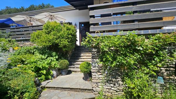 Maison d'architecte 8P 252 m² VALGELON-LA ROCHETTE (73110)