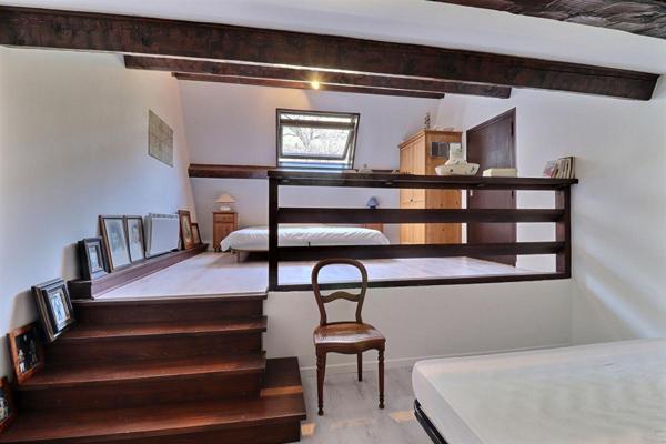 Maison d'architecte 8P 252 m² VALGELON-LA ROCHETTE (73110)