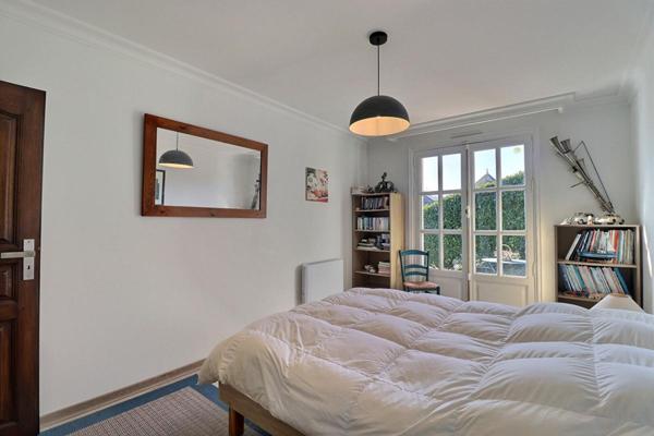 Maison d'architecte 8P 252 m² VALGELON-LA ROCHETTE (73110)