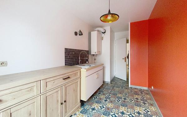 Appartement à vendre    4 pièces • 83,68 m2 Guyancourt