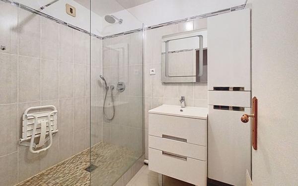 Appartement à vendre    4 pièces • 83,68 m2 Guyancourt