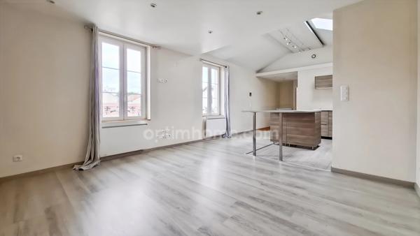 Appartement duplex indépendant à vendre à Vichy – 60 m² – 2 chambres – Aucun travaux
