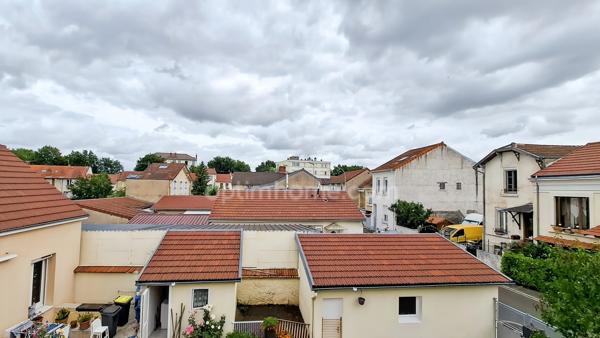 Appartement duplex indépendant à vendre à Vichy – 60 m² – 2 chambres – Aucun travaux