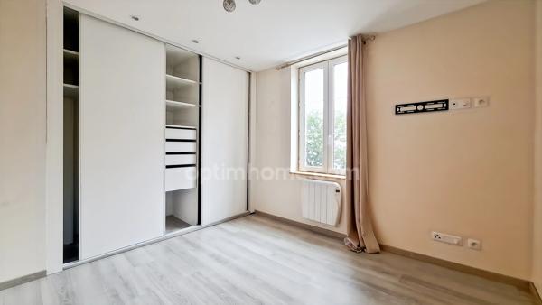 Appartement duplex indépendant à vendre à Vichy – 60 m² – 2 chambres – Aucun travaux