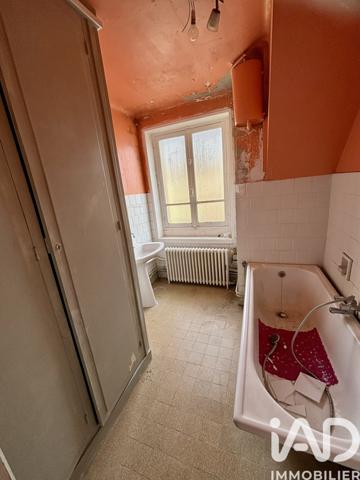 Immeuble à vendre 200 m² Saint-Florentin