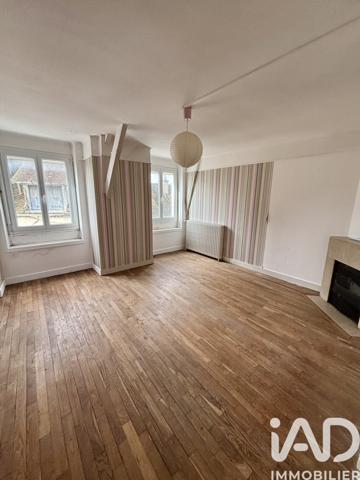 Immeuble à vendre 200 m² Saint-Florentin