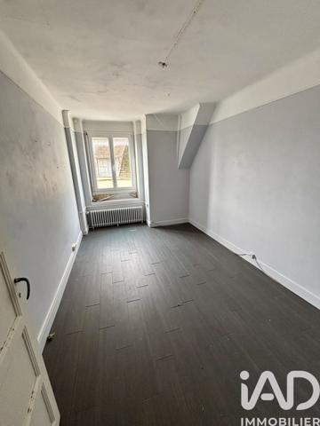 Immeuble à vendre 200 m² Saint-Florentin