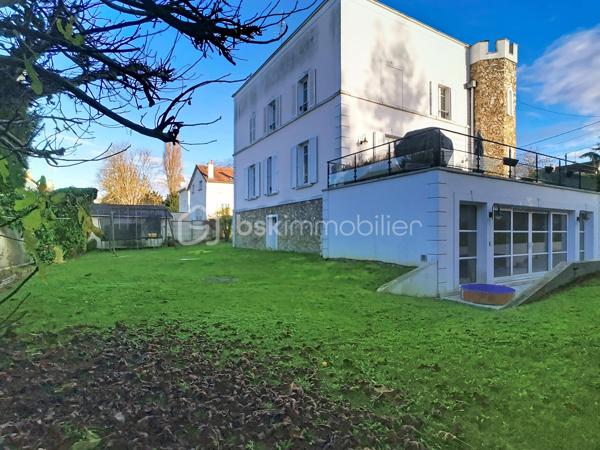 Maison de 250 m²