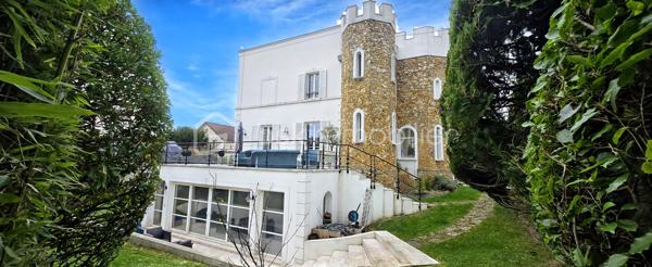 Maison de 250 m²