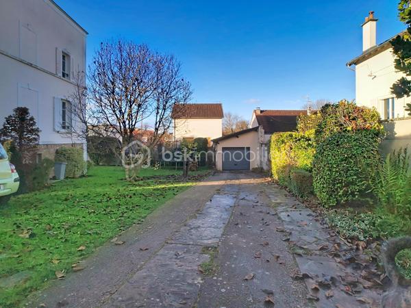 Maison de 250 m²