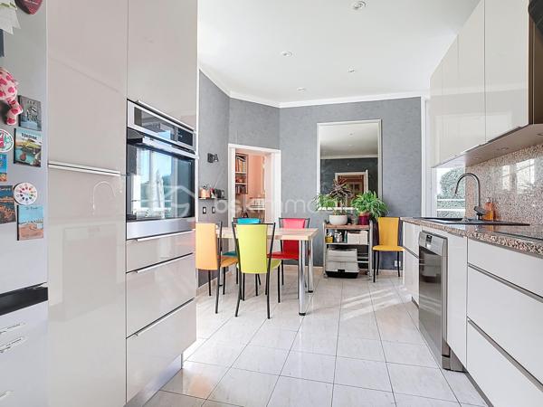 Maison de 250 m²