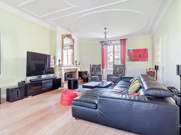 Maison de 250 m²