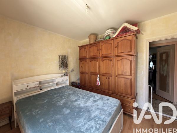 Maison à vendre 5 pièces 101 m² Saint-Yrieix-sur-Charente
