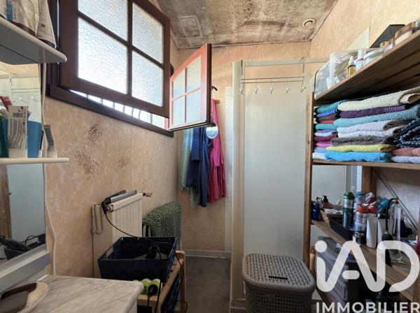 Maison à vendre 5 pièces 101 m² Saint-Yrieix-sur-Charente
