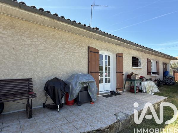 Maison à vendre 5 pièces 101 m² Saint-Yrieix-sur-Charente