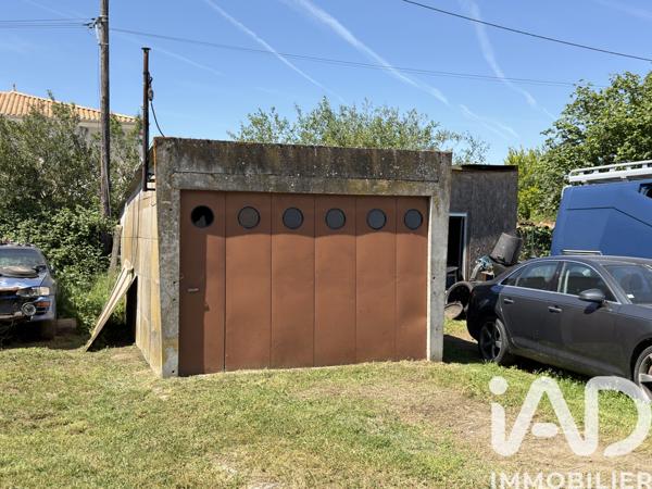 Maison à vendre 5 pièces 101 m² Saint-Yrieix-sur-Charente