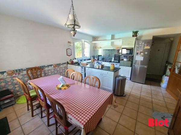 Maison 6 pièce(s)