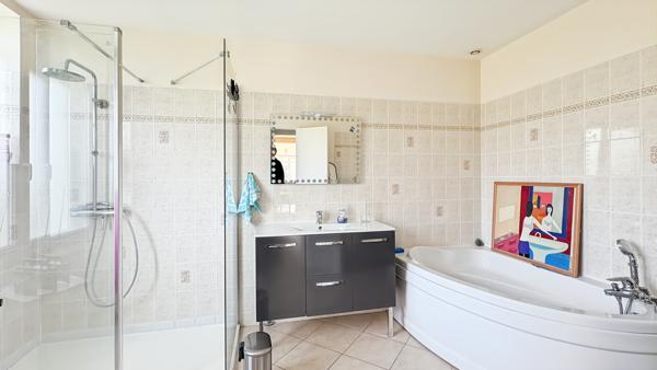 Maison 4 pièces - 111 m²