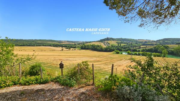 MAGNIFIQUE DOMAINE  à vendre 39 pièces AUCH (32)  sur 4,5 hectares