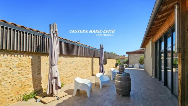 MAGNIFIQUE DOMAINE  à vendre 39 pièces AUCH (32)  sur 4,5 hectares