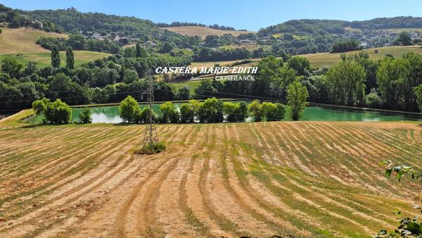MAGNIFIQUE DOMAINE  à vendre 39 pièces AUCH (32)  sur 4,5 hectares