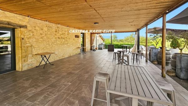 MAGNIFIQUE DOMAINE  à vendre 39 pièces AUCH (32)  sur 4,5 hectares