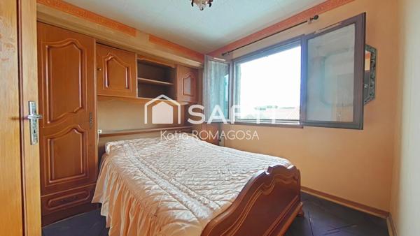 CHARMANTE MAISON À ENVIRON 800 M DE LA PLAGE — QUARTIER CALME ET RECHERCHÉ