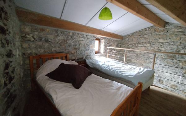 Maison à louer    5 pièces •  Lablachère