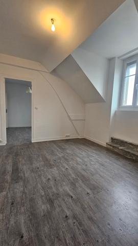 Appartement à louer 650 € CC Nantes 2 p 43 m² DPE D