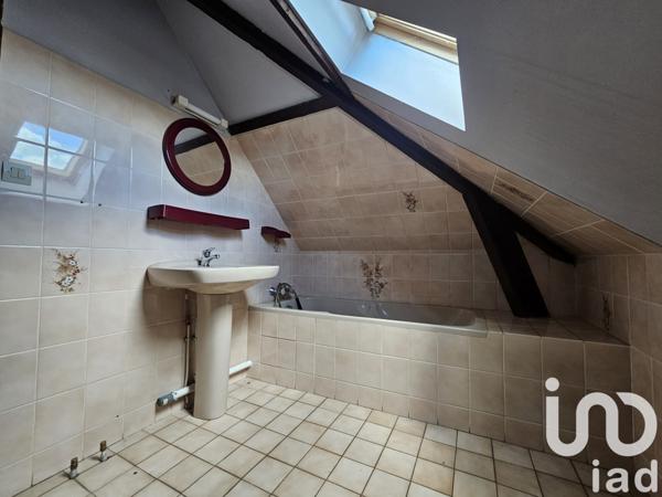 Maison à vendre 5 pièces 106 m² Saint-Antoine-du-Rocher