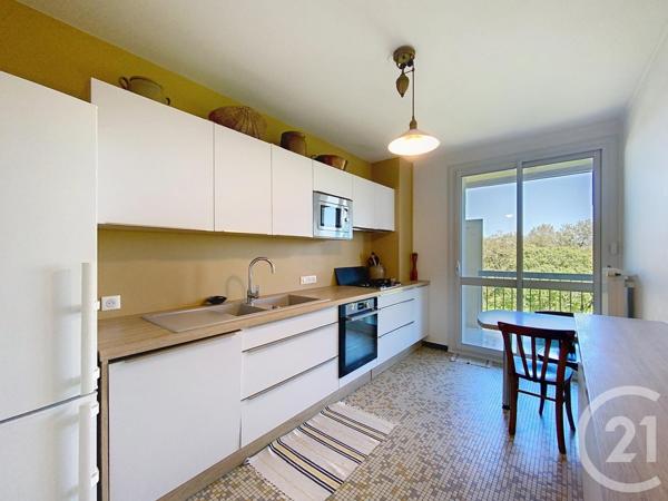 Appartement F5 à vendre  5 pièces - 100,79 m2 CHARTRES - 28