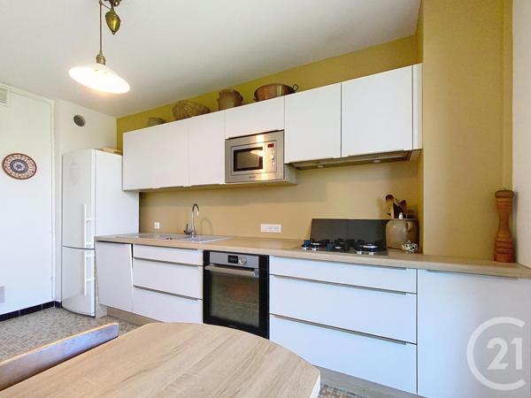 Appartement F5 à vendre  5 pièces - 100,79 m2 CHARTRES - 28