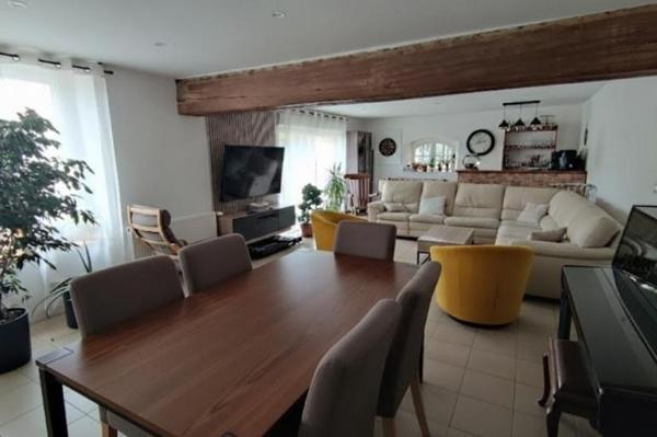 Vente - Maison 6 pièces 180 m 2 CHANGE (72560)