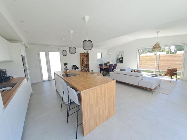 Vente maison Sallertaine : 415 000 € - AJP Immobilier Challans