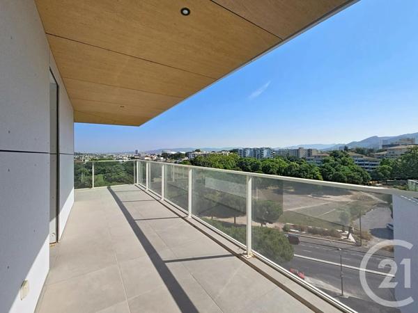 Appartement T3 à vendre  3 pièces - 55,40 m 2   MARSEILLE  - 13008