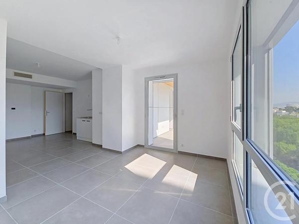 Appartement T3 à vendre  3 pièces - 55,40 m 2   MARSEILLE  - 13008