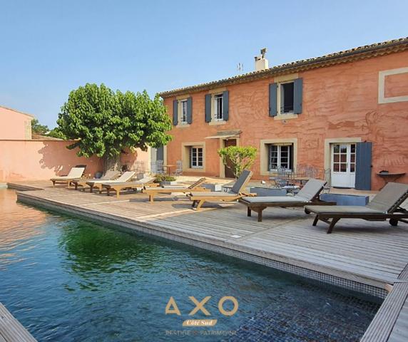 LEDENON  MAS PROVENÇAL DEXCEPTION  1 000 m² HABITABLES  PARCELLE 2 HECTARES  PISCINE  2 MAS INDÉPENDANTS  7 SUITES + APPARTEMENTS  80 OLIVIERS - 1 720 000 