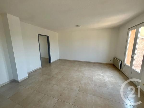 Appartement à vendre  3 pièces - 67,05 m 2   ST MAXIMIN LA STE BAUME  - 83
