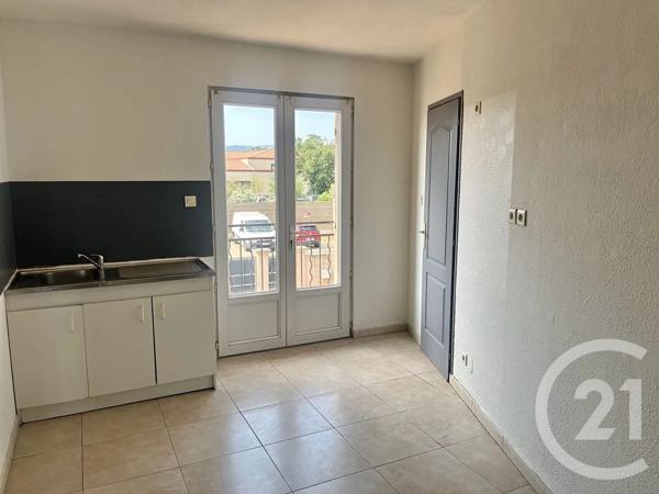 Appartement à vendre  3 pièces - 67,05 m 2   ST MAXIMIN LA STE BAUME  - 83