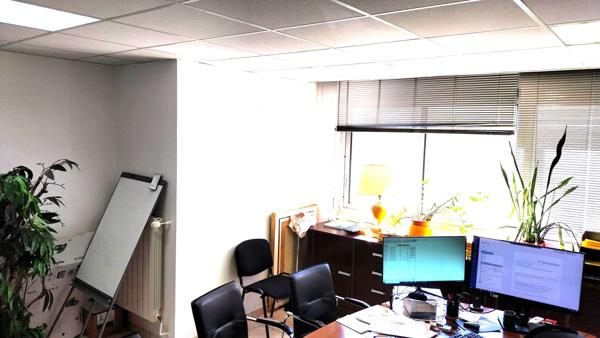 Toulon (83000) Bureaux à louer à Toulon au Mourillon