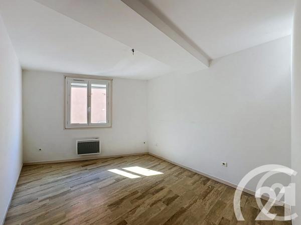 Appartement F4 à vendre  4 pièces - 105 m 2   CAVAILLON  - 84