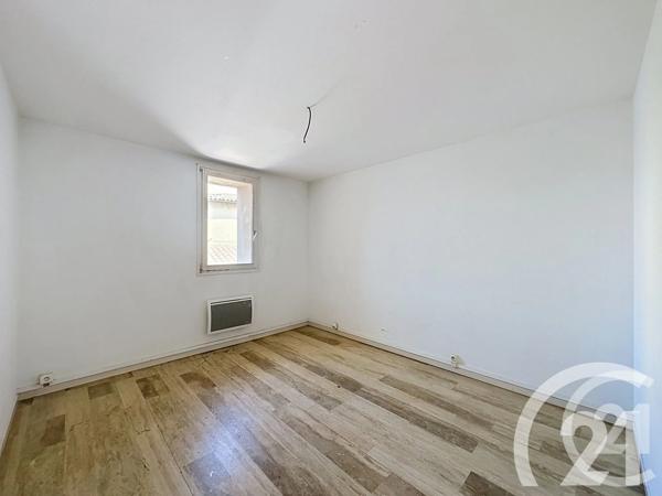 Appartement F4 à vendre  4 pièces - 105 m 2   CAVAILLON  - 84