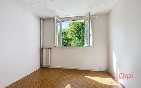 Appartement à vendre    3 pièces • 49,25 m2 Villeurbanne