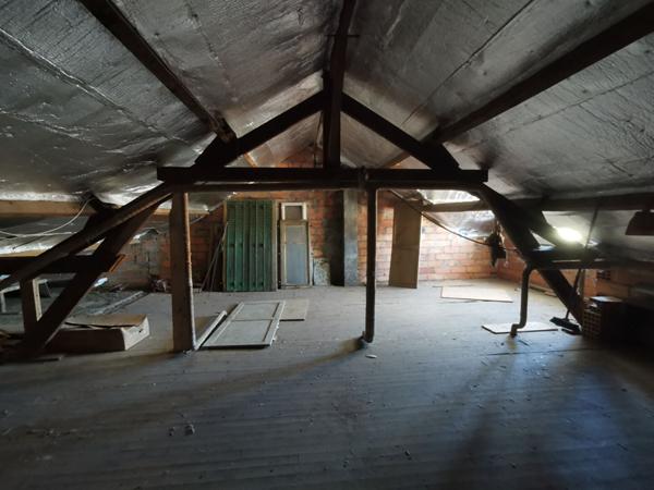 LA FLECHE, dans quartier proche commerces !!!