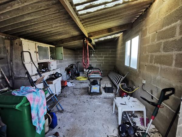 LA FLECHE, dans quartier proche commerces !!!