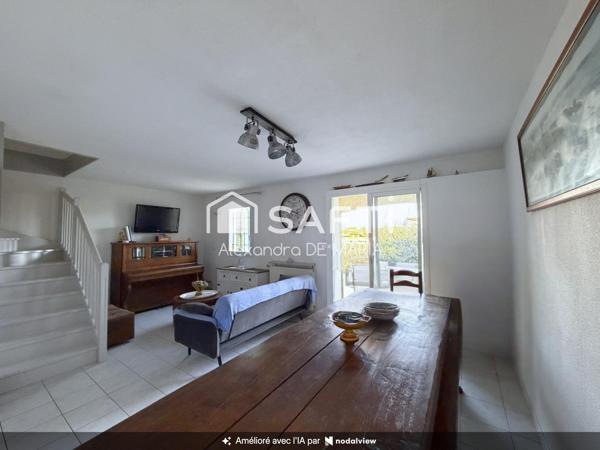 MAISON 3 FACES CLIMATISEE avec GARAGE VUE ETANG
