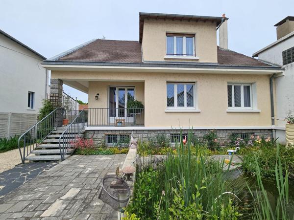 Maison 200 m² Bellerive proche Pont Jacques Chirac et des commodités  Secteur calme et résidentiel
