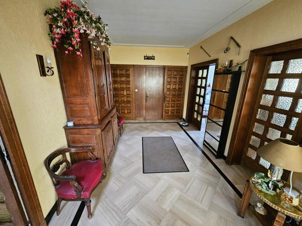 Maison 200 m² Bellerive proche Pont Jacques Chirac et des commodités  Secteur calme et résidentiel